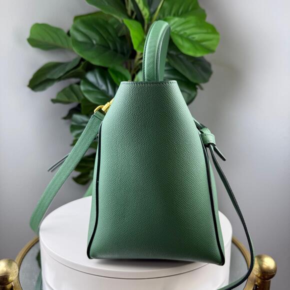 💎✨Authentic Celine Grained Calfskin Nano Belt Bag Pop Green - Picture 4 of 8